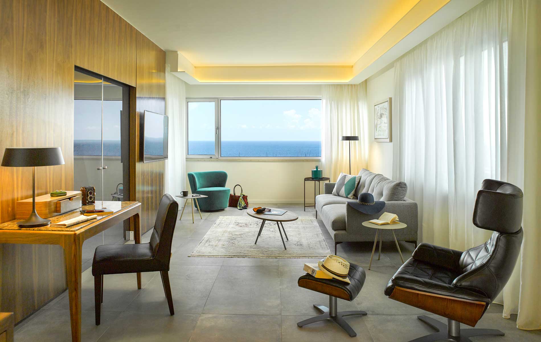 two bedroom family suite 010